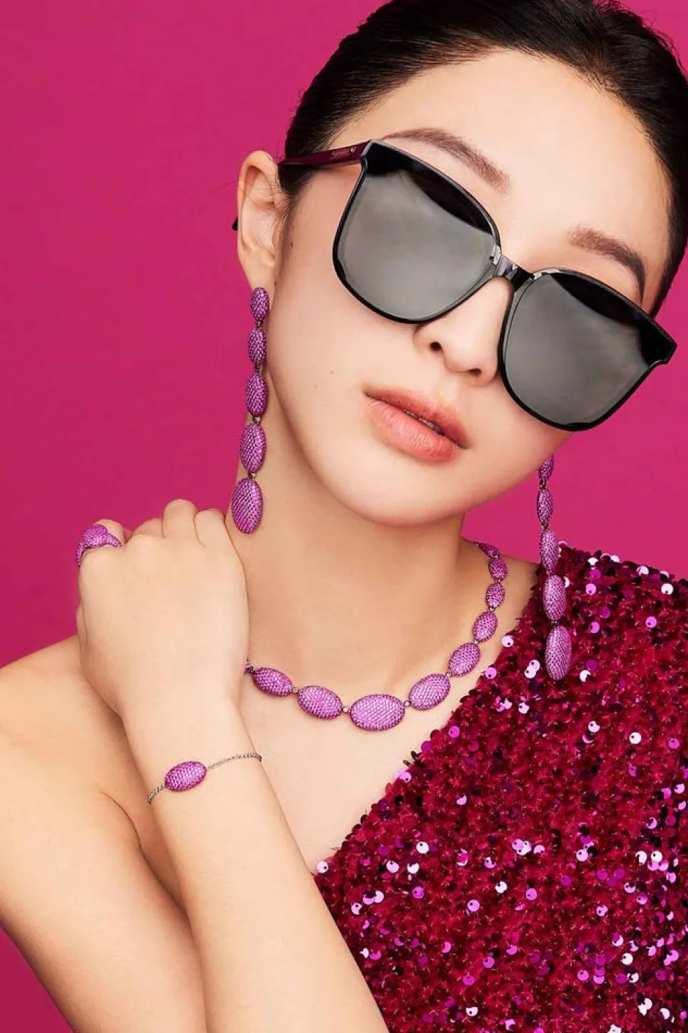 APM Monaco Fuchsia Oval Adjustable Bracelet- Bracelets